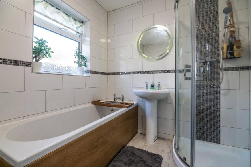 Rhainfa - 3 bedroom bungalow - Manobier