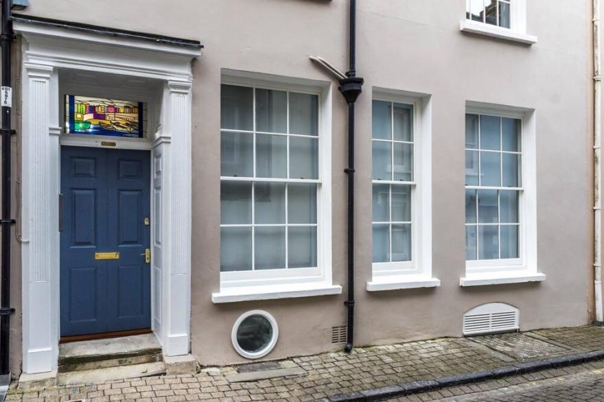 Fisherman's Catch - Two Bedroom Luxury Apartment - Tenby