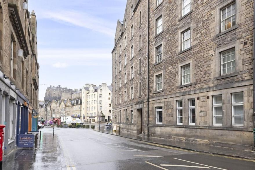 ALTIDO Gorgeous Flat in Old Town, Perfect Centre