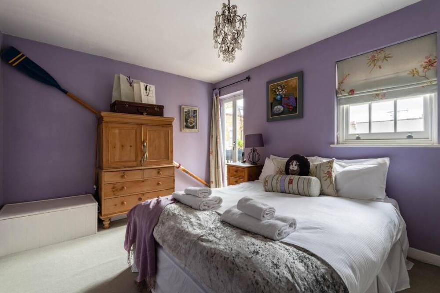 Charming Chiswick Home