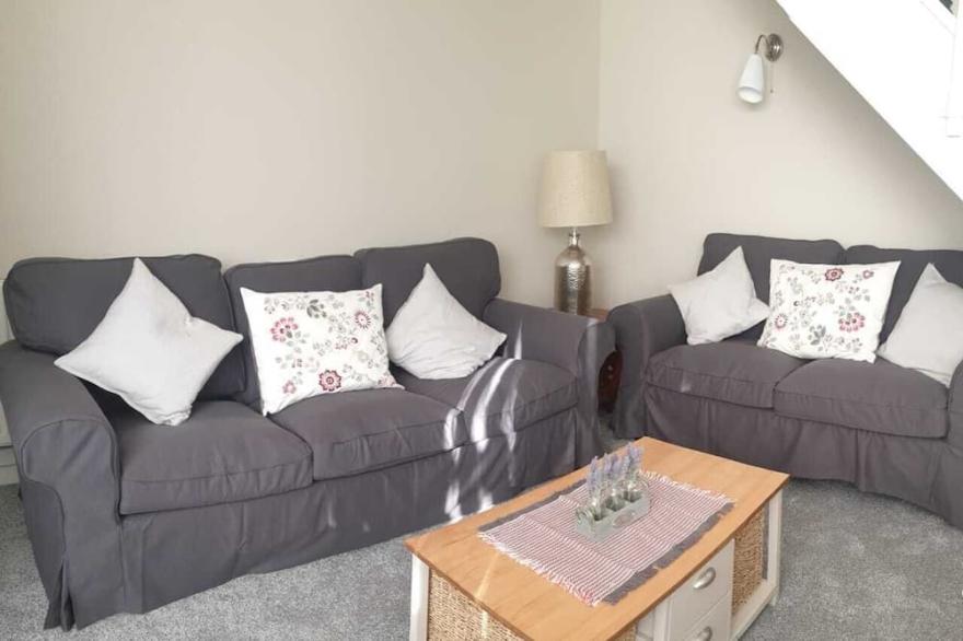 Inviting 3-Bed House in Trentham