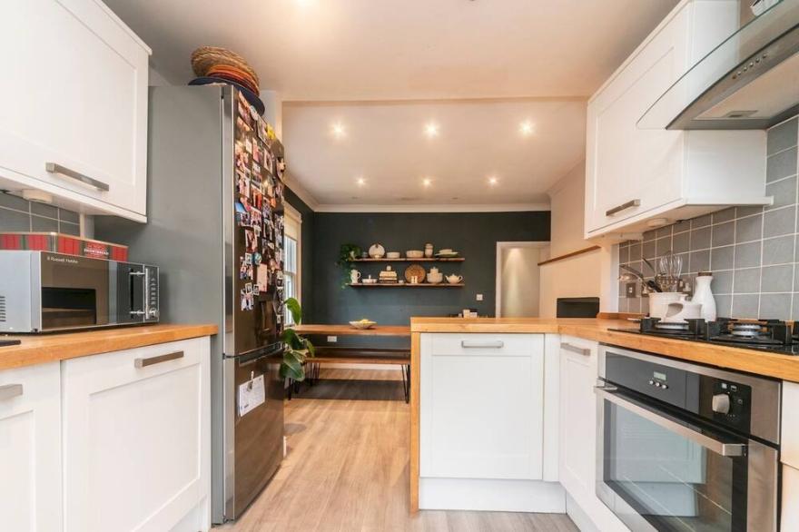 Pass the Keys | Modern Victorian home 15 min from Central London