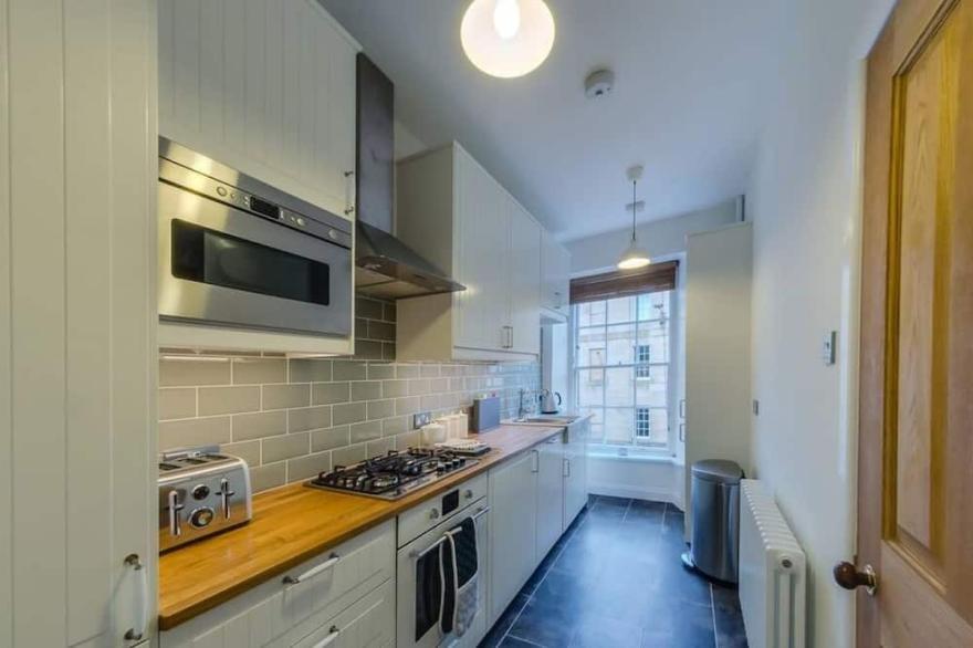 Stylish Apartment in Trendy New Town Location