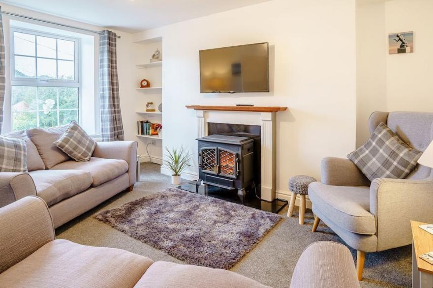 3 bedroom accommodation in New Quay