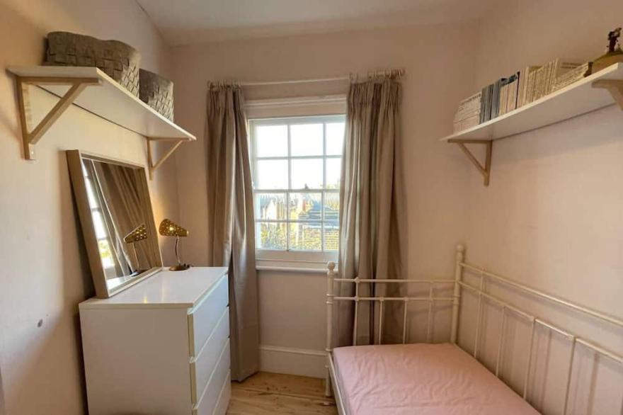 Beautiful 4 Bedroom Family Home in Clerkenwell