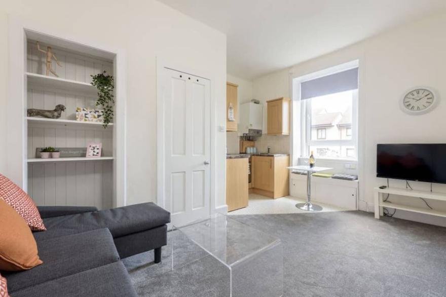 Balfour · Stylish and Comfortable City Centre Apartment
