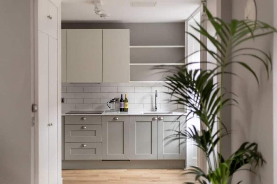 Torphichen Street 5* City Centre 2bed/2bath