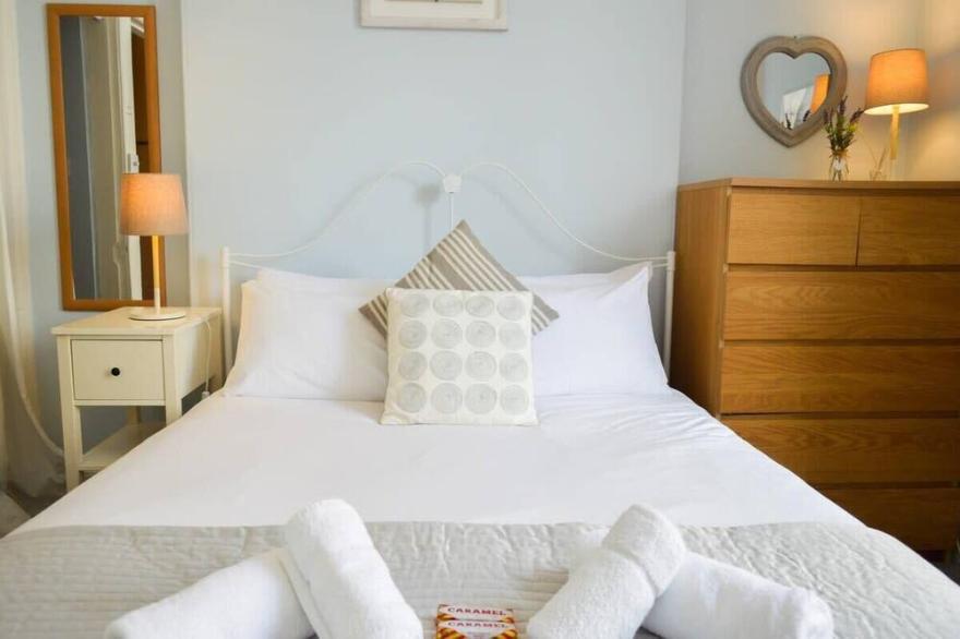 Beautiful 1 Bedroom Flat in Vibrant Stockbridge