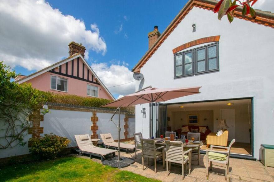 Deep Dene - Three Bedroom House, Sleeps 5