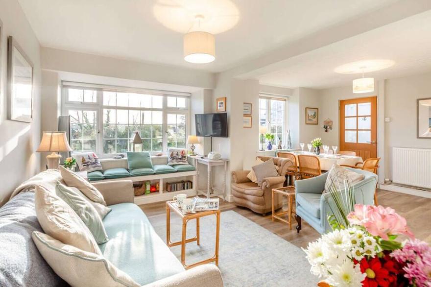 Bryn Siriol Cottage in the beautiful Pwllheli