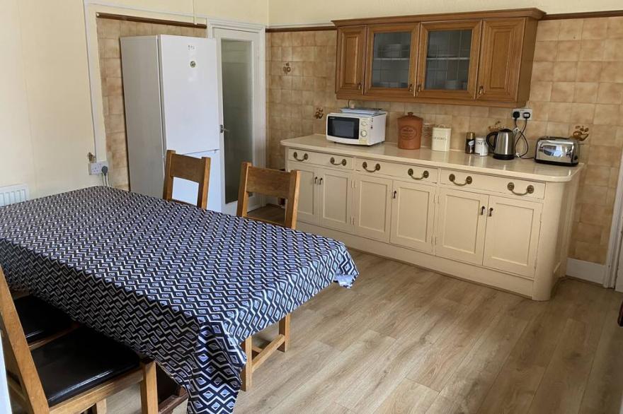 19th Century Farmhouse within easy reach of London