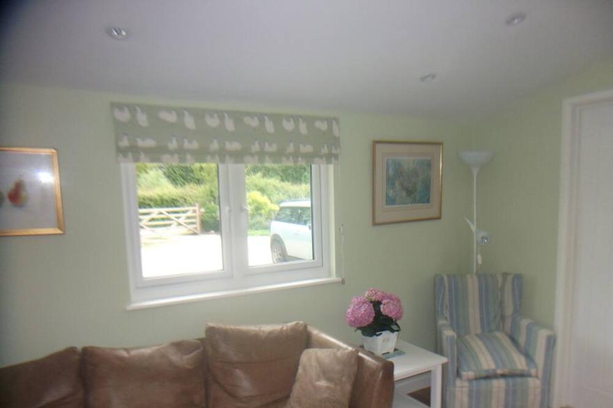 Rectory Cottage - Sleeps 4, Dogs Welcome, Perfect for Families
