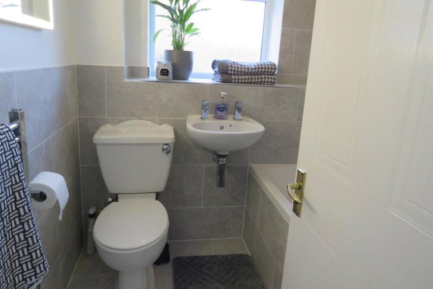 Remarkable and perfect 3 Bed House in Nottingham