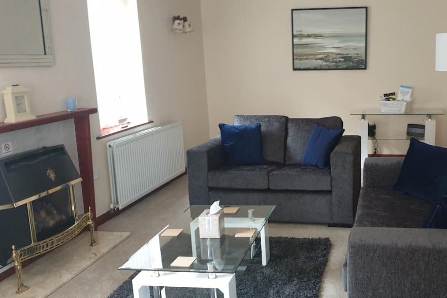 Swales cottage,  Quiet contemplation