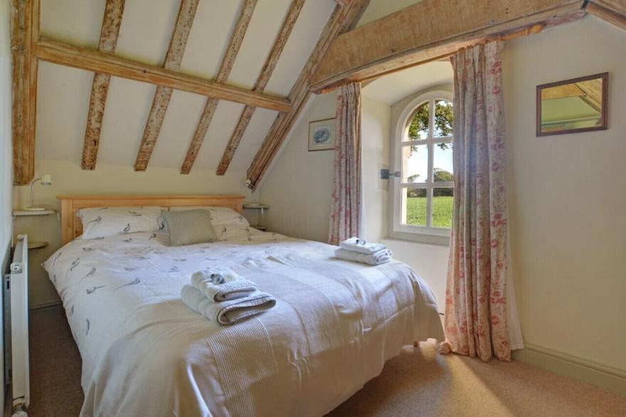 The Magazine - Three Bedroom House, Sleeps 5