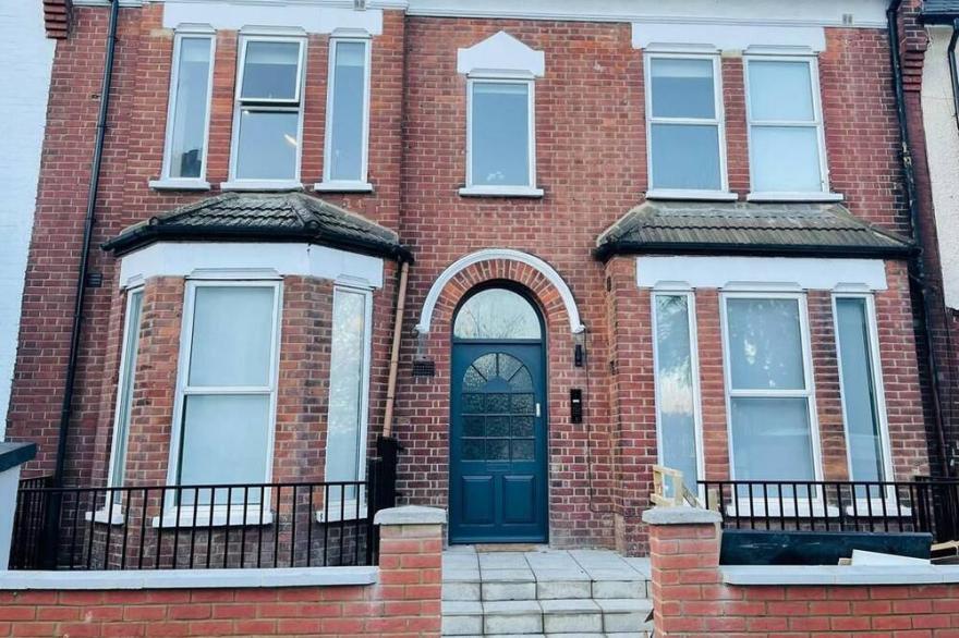 20min to Central Ldn/Studio Flat 5