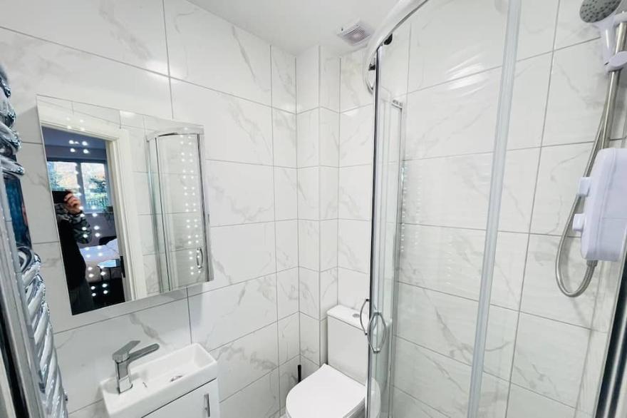 20min to Central Ldn/Studio Flat 5
