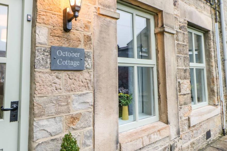 OCTOBER COTTAGE, family friendly in Middleton-In-Teesdale