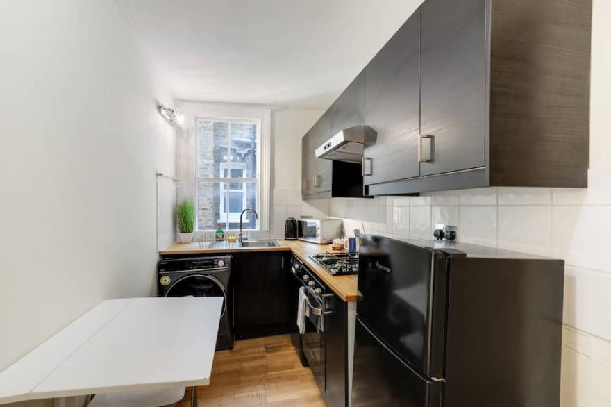 Mirabel Apartment 2 Bedrooms, 1 Bath, Fulham SW6