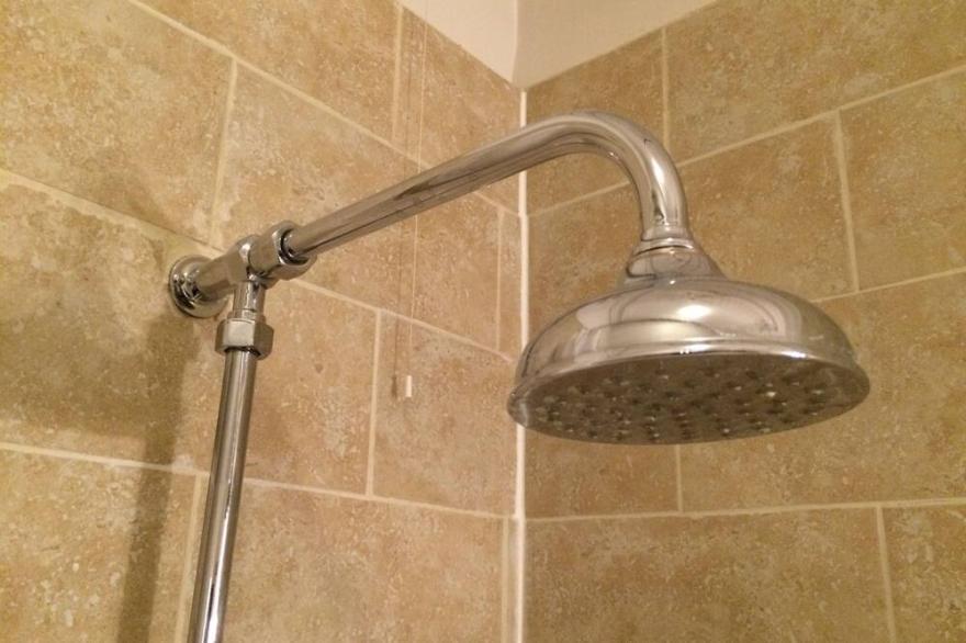 Quiet, Elegant Town House apartment minutes from the west end , Trafalgar Square