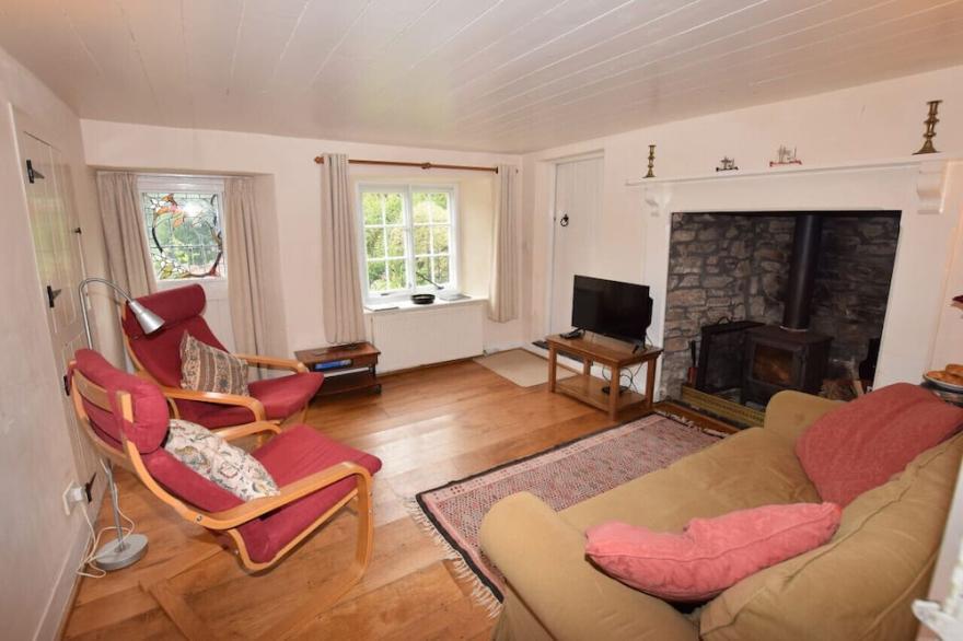 Peppercombe Holt - Three Bedroom House, Sleeps 4