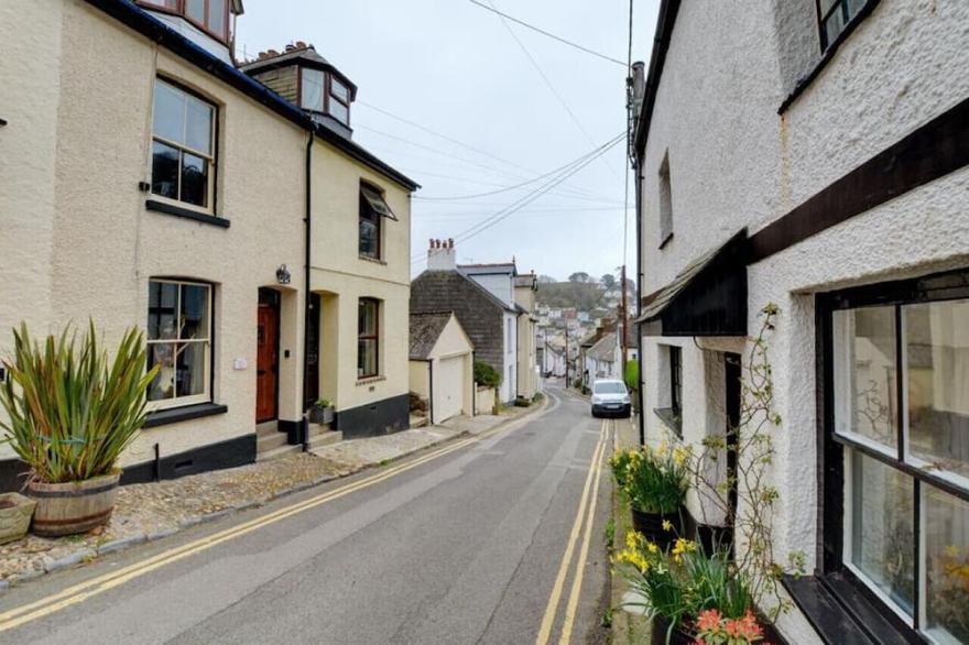 Meadowcroft - Two Bedroom House, Sleeps 4