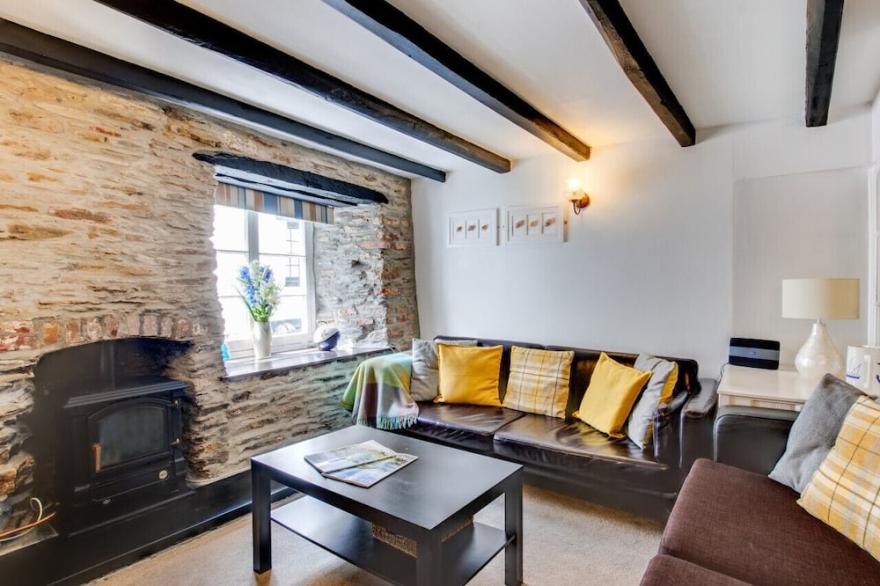 Petroc - Three Bedroom House, Sleeps 6
