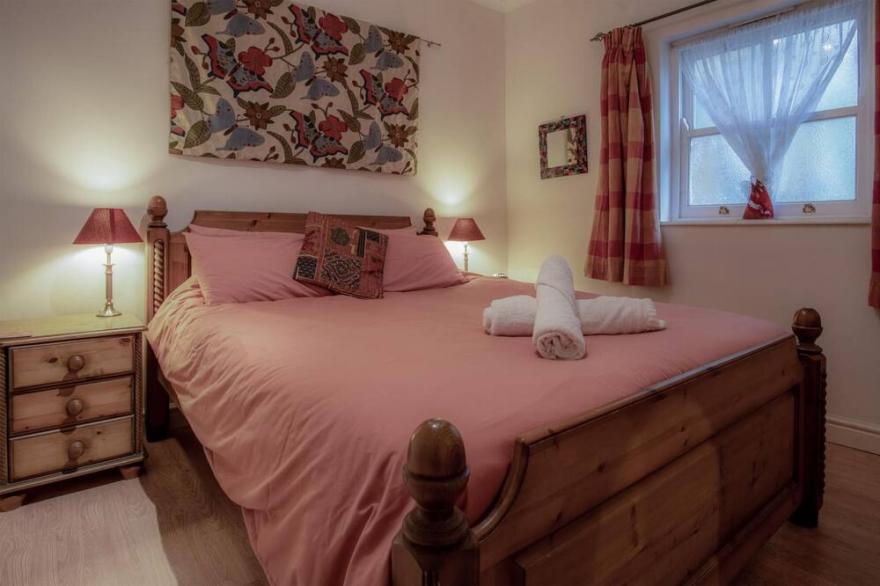Arcadia - 1 Bedroom Apartment - Tenby