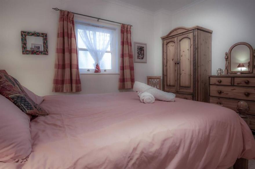 Arcadia - 1 Bedroom Apartment - Tenby
