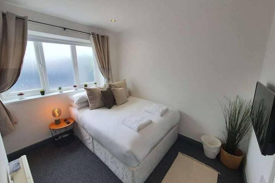 Northcote 1 (Sleeps 4)