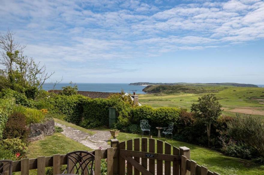 Caldey Island View - Sea Views, Log Burner, Close to Beach