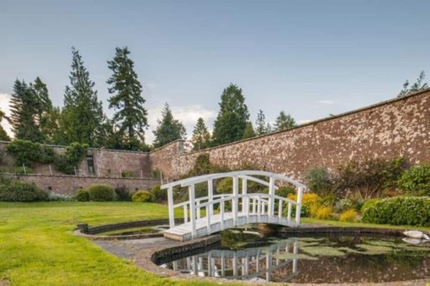 Cunninghame Cottage - Family Friendly Cottage on the Beautiful Blairquhan Estate