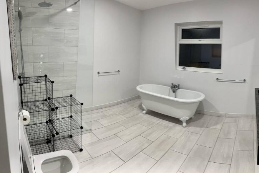 Spacious family  house in Fulham, close to local Amenities