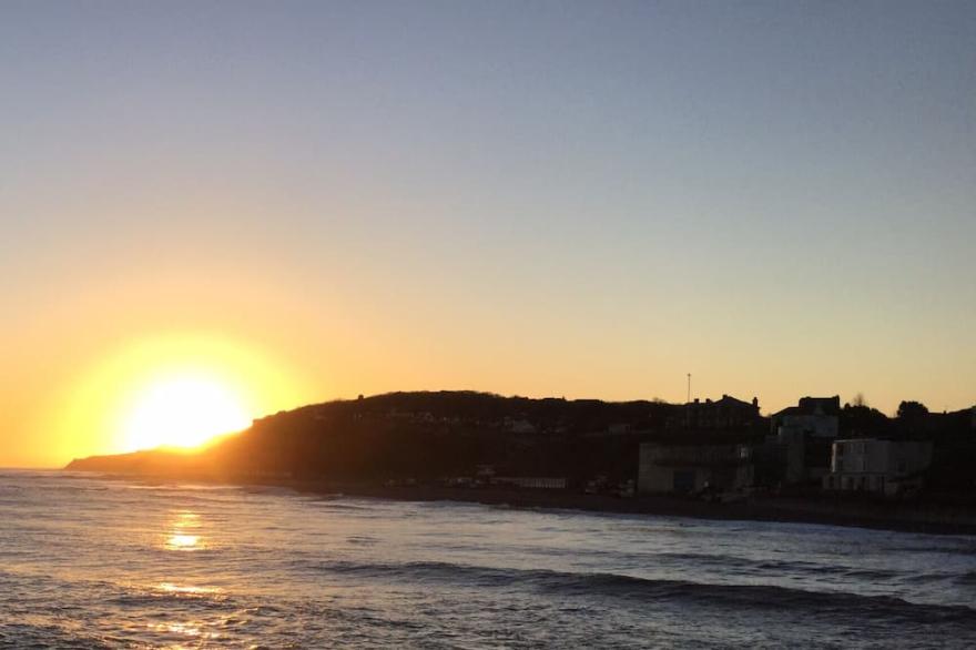Special offer!<br>April 30th - May 4h <br>ONLY £80/night<br>free Parking , Dog friendly