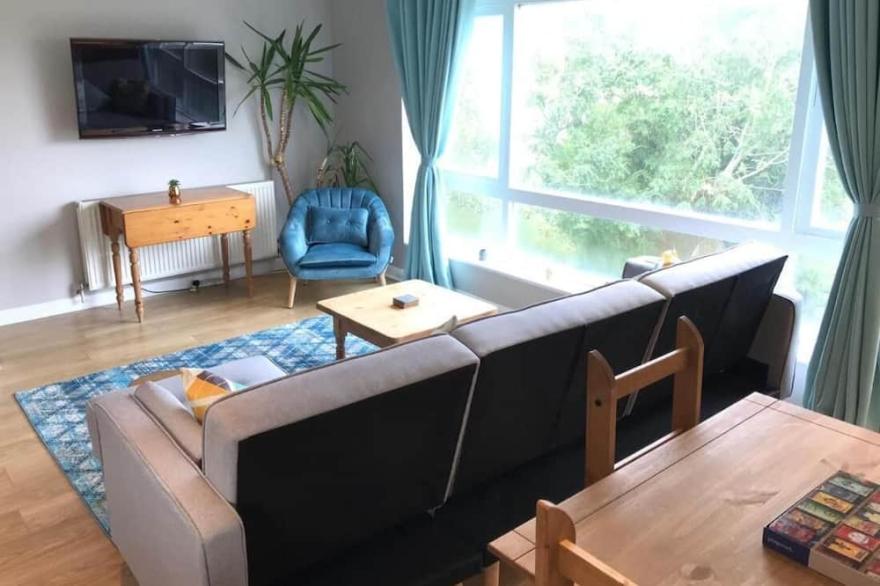 Brighton Two Bedrooms Apartment