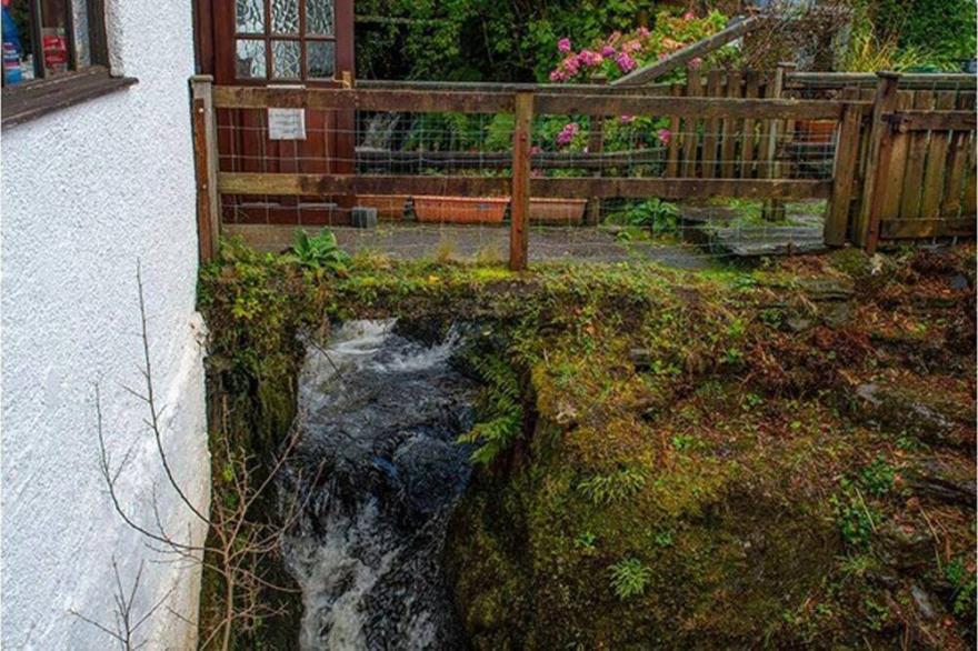 Garthfain Cottage - Two Bedroom House, Sleeps 4