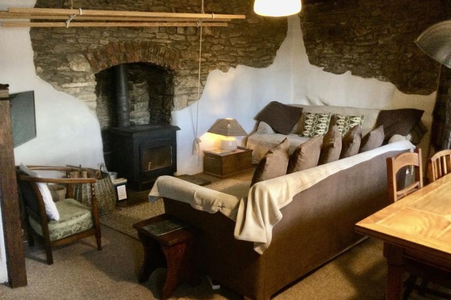 Period Cottage with large garden in lovely Georgeham