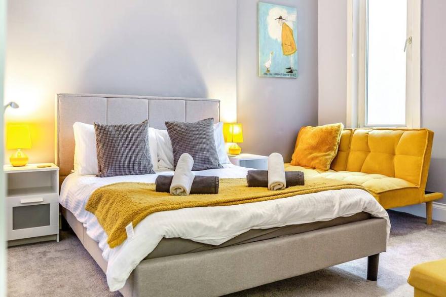 3 bedroom accommodation in Torquay