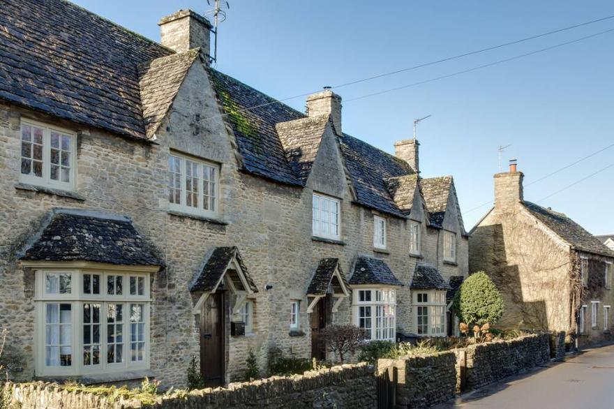 A Luxurious Cottage in the Beautiful Cotswold Town of Fairford