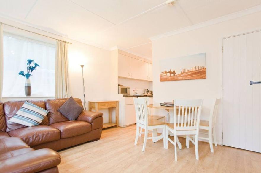 2 bedroom accommodation in Perranporth