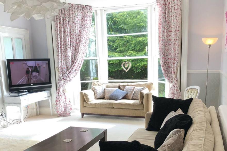 Stylish Very Spacious Unique Accommodation in Ilfracombe