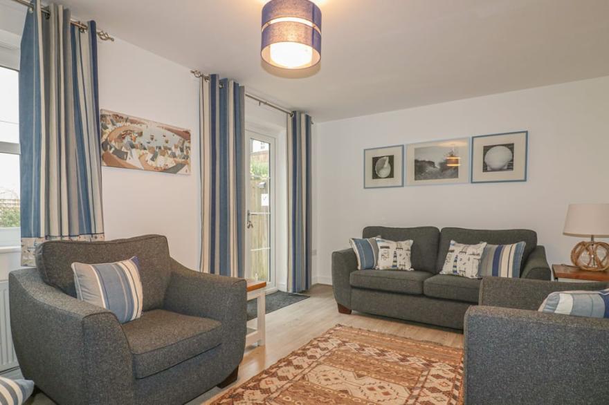 MARSHMALLOW HOUSE, family friendly, with a garden in Porthpean