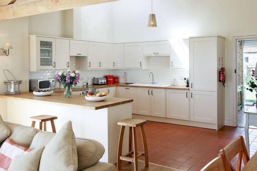 4 bedroom accommodation in Scalby, Scarborough