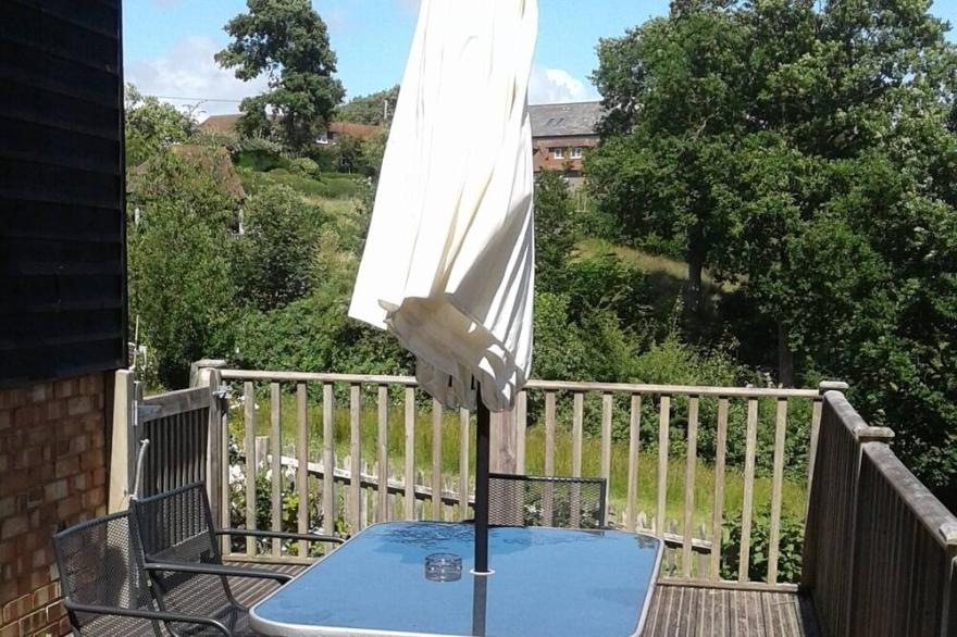 Tranquil Retreat, Two Bedrooms, Two Bathrooms (one en-suite, one shower room)