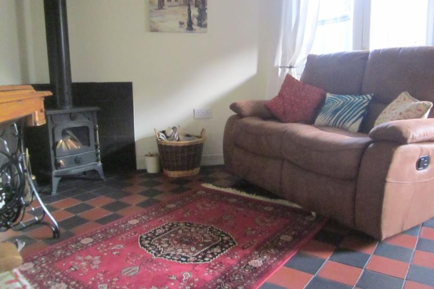 Cottage in Pocklington Near York With Log Burner, Wi Fi And Off Street Parking