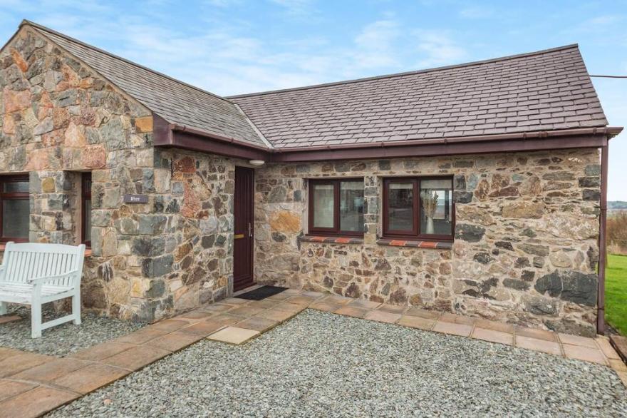 1 bedroom accommodation in Llangafo