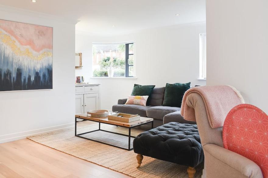 2 bedroom accommodation in East Preston, near Littlehampton