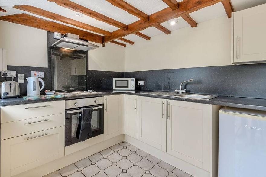 2 bedroom accommodation in Burgh Le Marsh