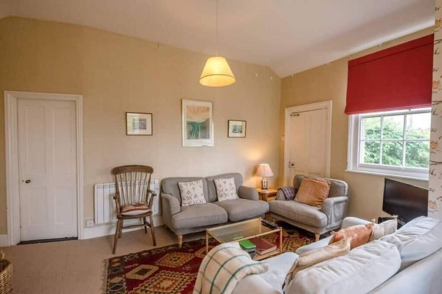 3 Shellpit Cottages, Thorpeness