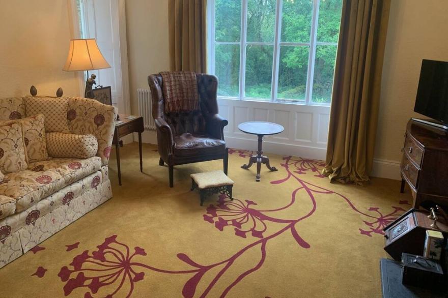 Victorian vicarage on tranquil country lane